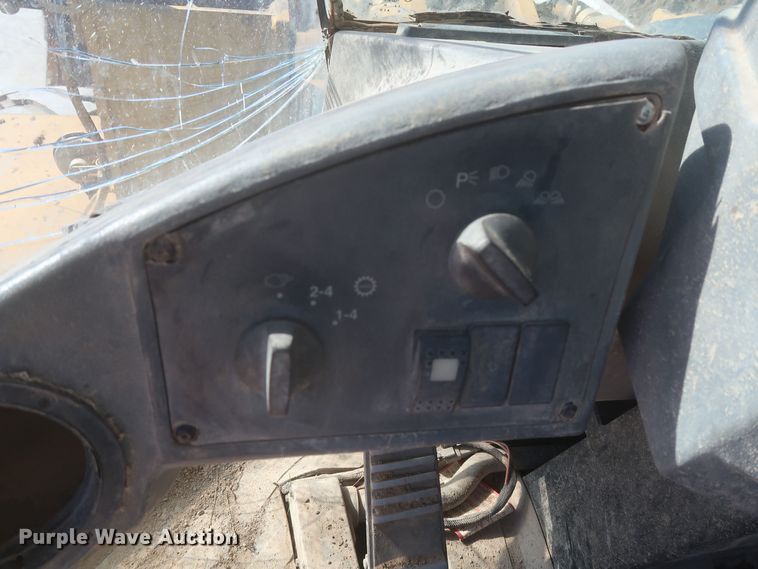 image for item DR6757 2003 Caterpillar 938G Series II  wheel loader