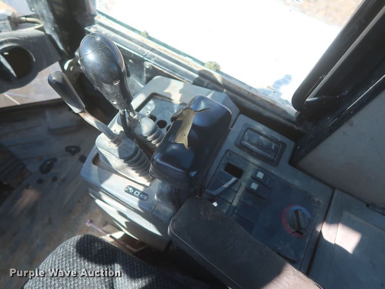 image for item DR6757 2003 Caterpillar 938G Series II  wheel loader