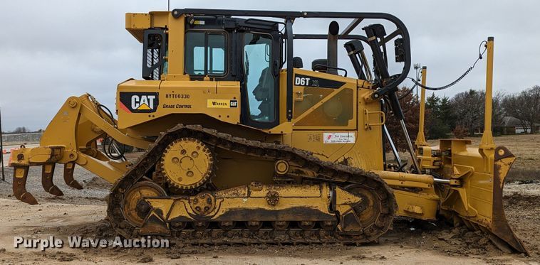 image for item DR6758 2018 Caterpillar D6T XL VP  dozer