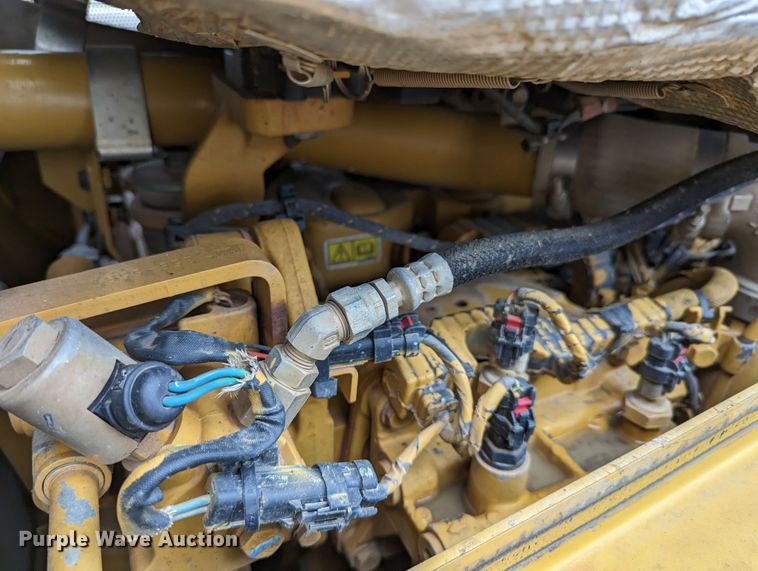 image for item DR6758 2018 Caterpillar D6T XL VP  dozer