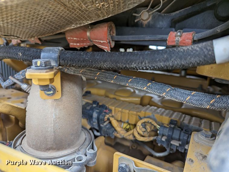 image for item DR6758 2018 Caterpillar D6T XL VP  dozer