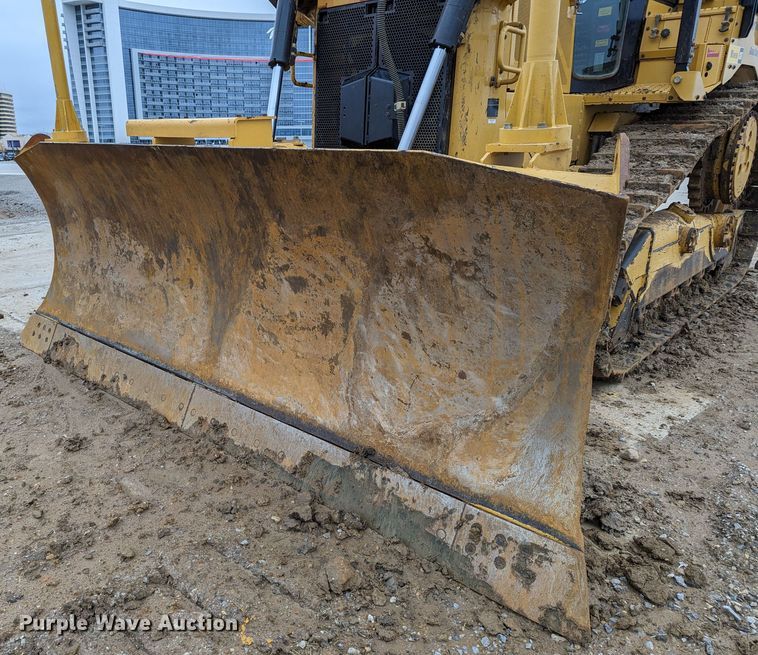 image for item DR6758 2018 Caterpillar D6T XL VP  dozer