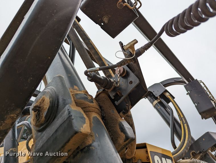 image for item DR6758 2018 Caterpillar D6T XL VP  dozer