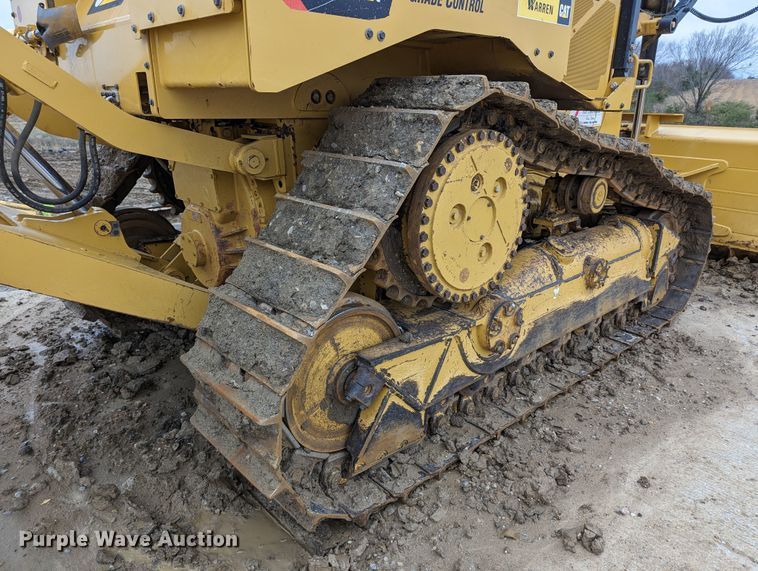 image for item DR6758 2018 Caterpillar D6T XL VP  dozer