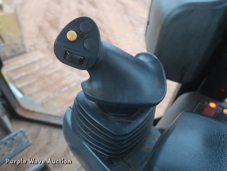 image for item DR6759 2014 Caterpillar D6K2 XL  dozer