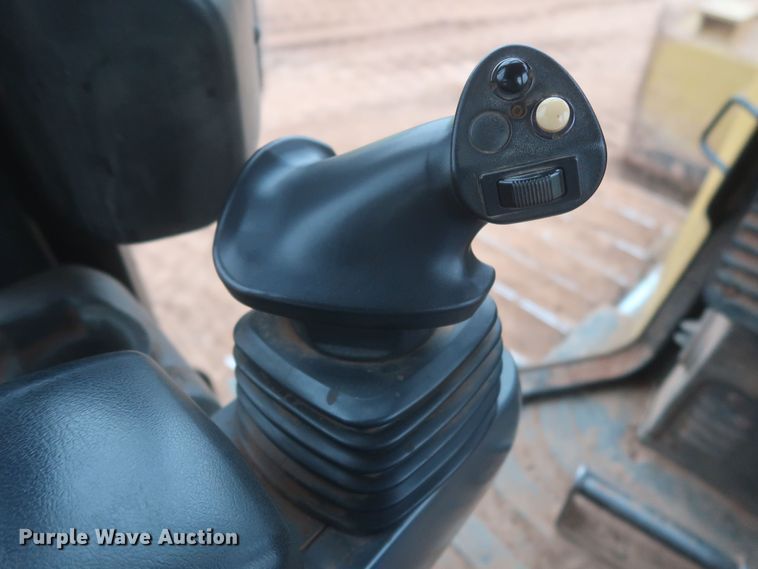 image for item DR6759 2014 Caterpillar D6K2 XL  dozer