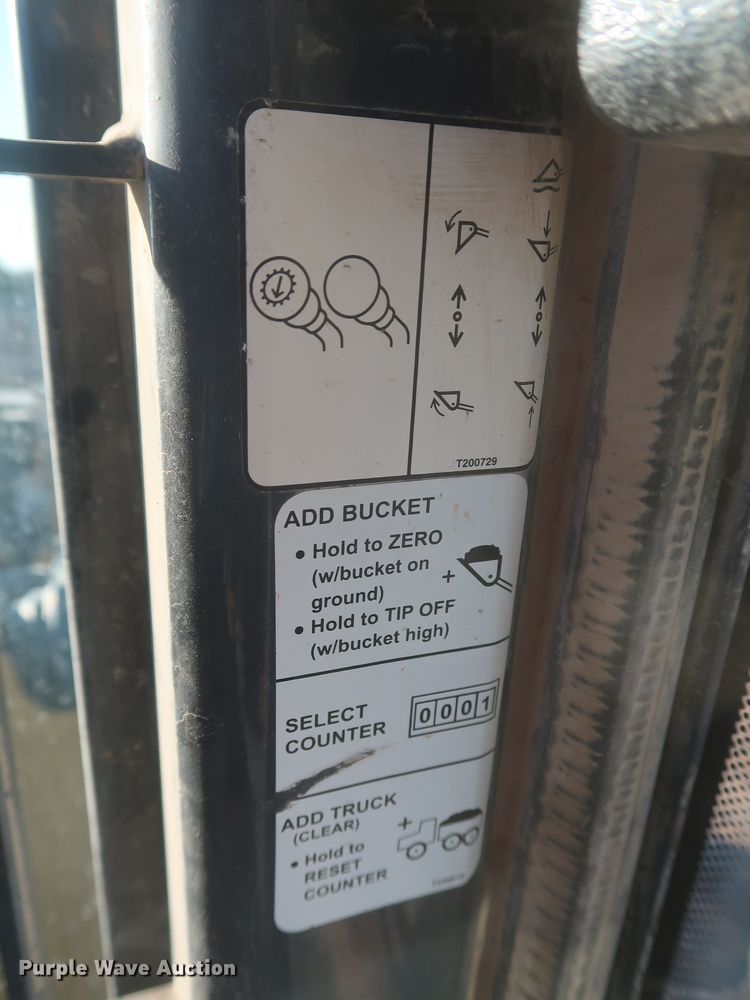 image for item DR6761 2014 John Deere 844K  wheel loader