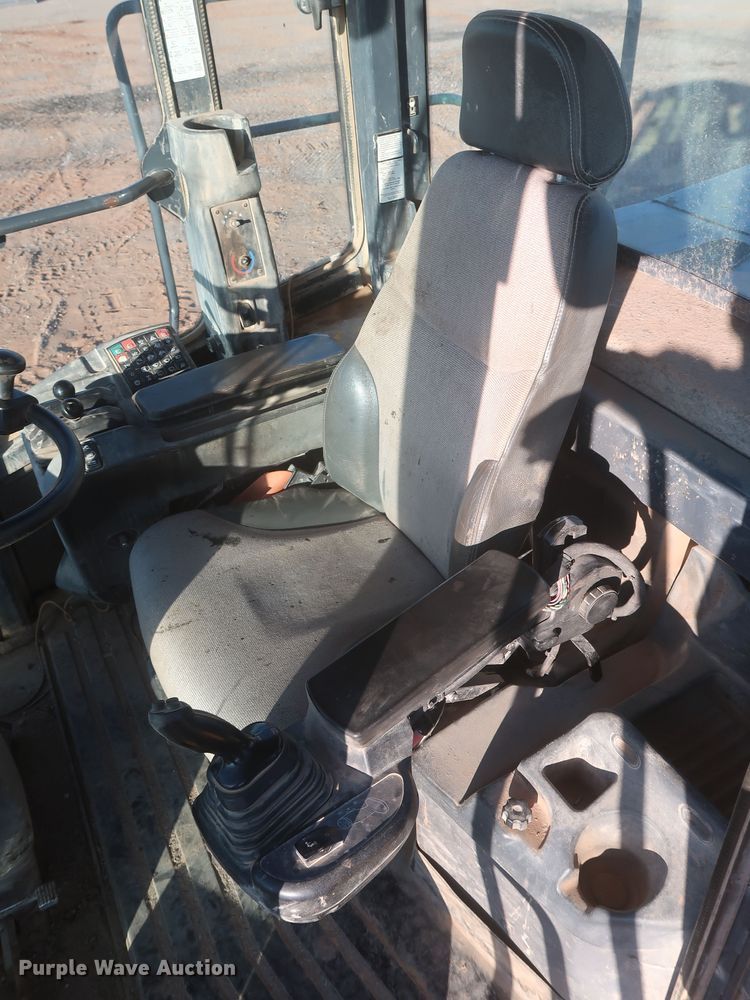 image for item DR6761 2014 John Deere 844K  wheel loader