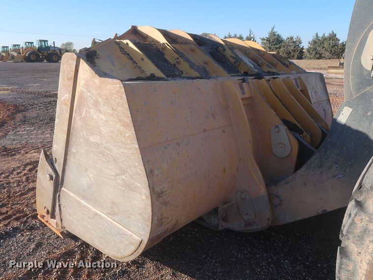 image for item DR6761 2014 John Deere 844K  wheel loader