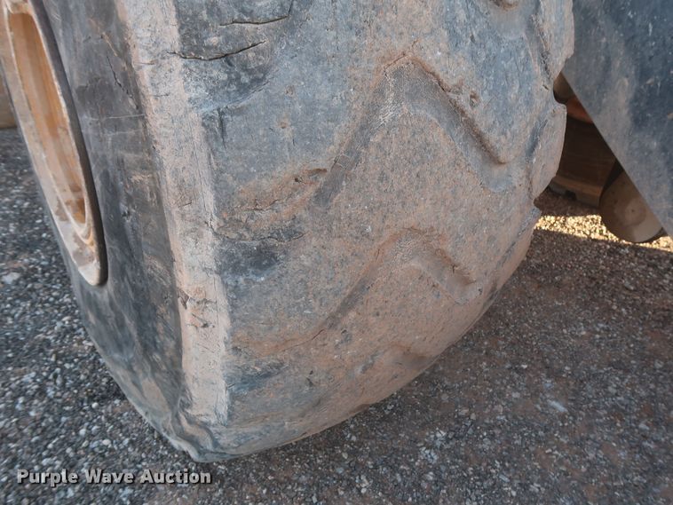 image for item DR6761 2014 John Deere 844K  wheel loader