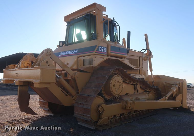 image for item DR6762 1998 Caterpillar D7R  dozer