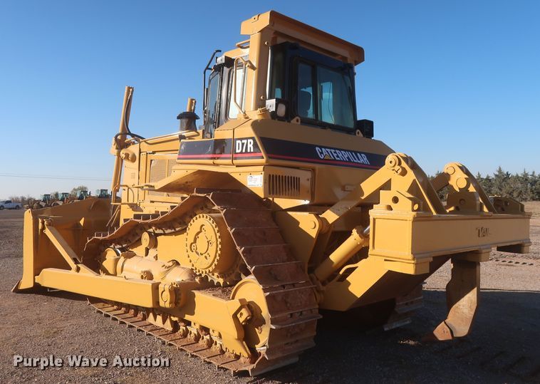 image for item DR6762 1998 Caterpillar D7R  dozer