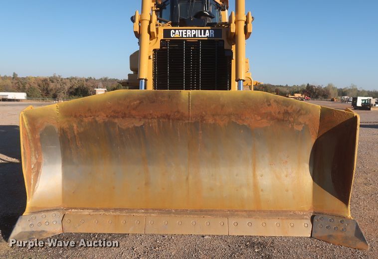 image for item DR6762 1998 Caterpillar D7R  dozer