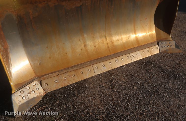 image for item DR6762 1998 Caterpillar D7R  dozer