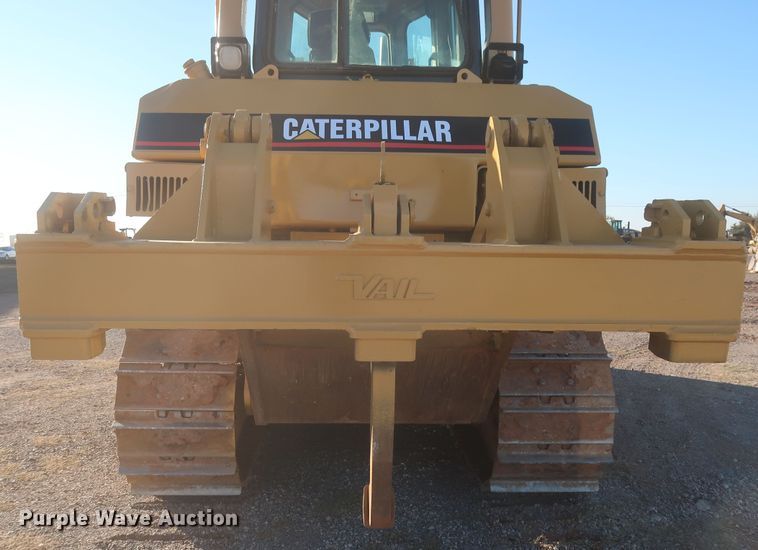 image for item DR6762 1998 Caterpillar D7R  dozer