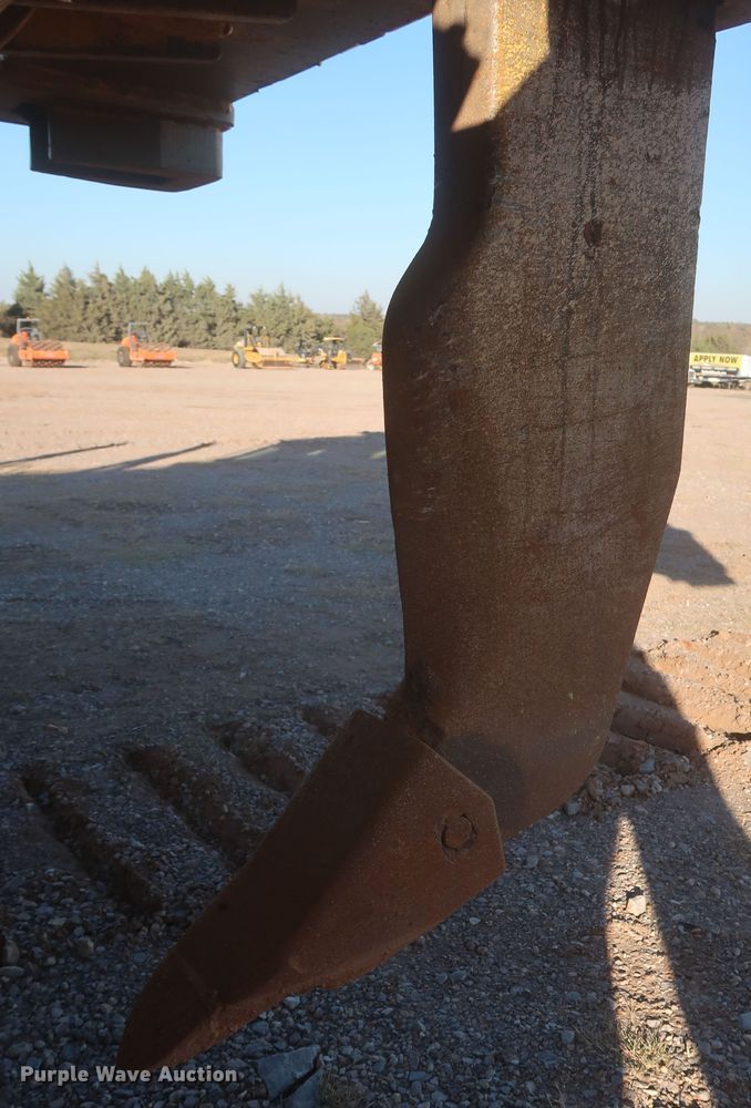 image for item DR6762 1998 Caterpillar D7R  dozer