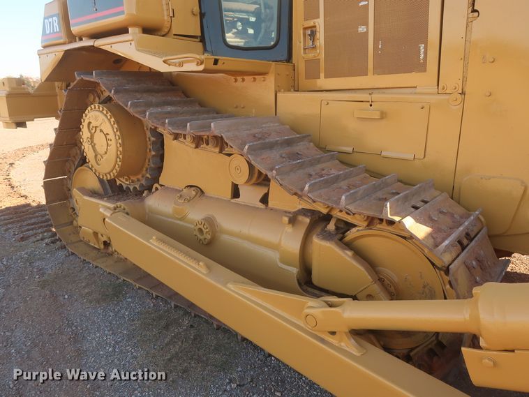 image for item DR6762 1998 Caterpillar D7R  dozer