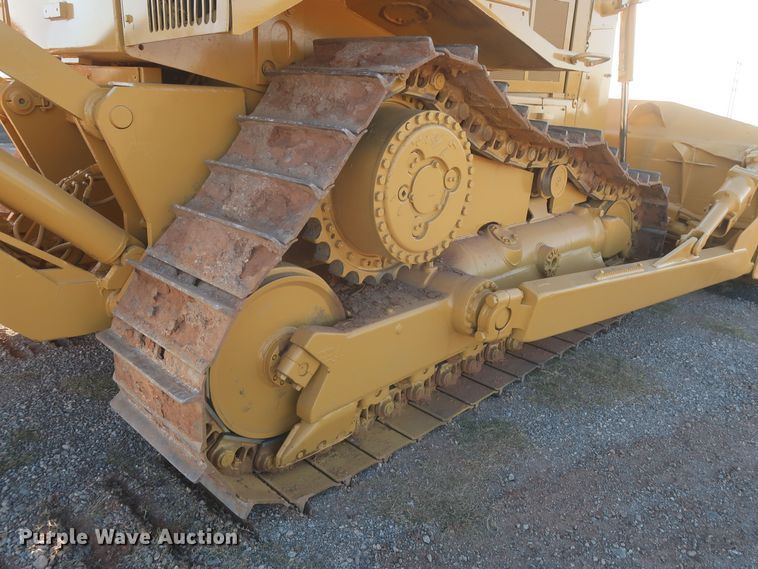 image for item DR6762 1998 Caterpillar D7R  dozer