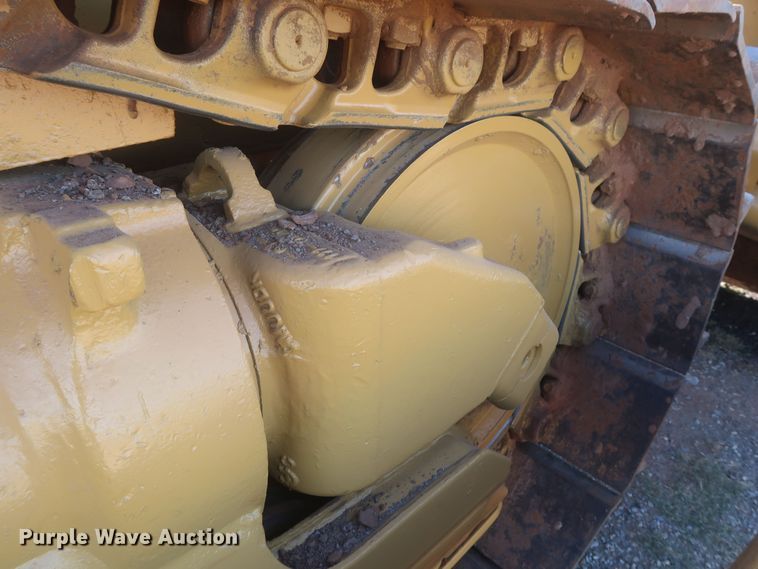image for item DR6762 1998 Caterpillar D7R  dozer