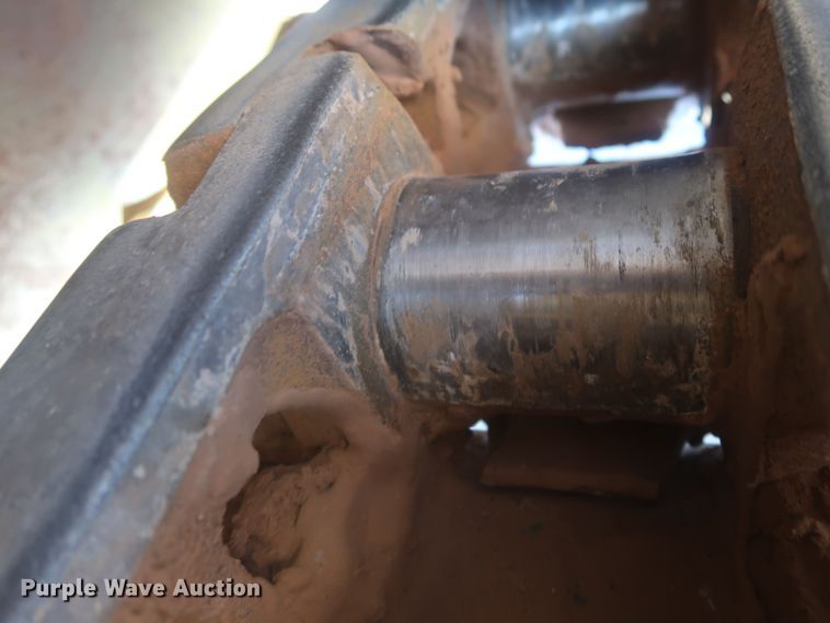 image for item DR6762 1998 Caterpillar D7R  dozer