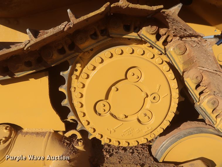 image for item DR6762 1998 Caterpillar D7R  dozer