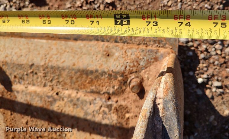 image for item DR6763 2015 Bobcat S630  skid steer loader