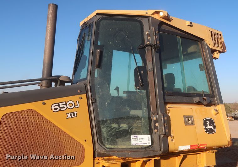 image for item DR6764 2007 John Deere 650J XLT  dozer