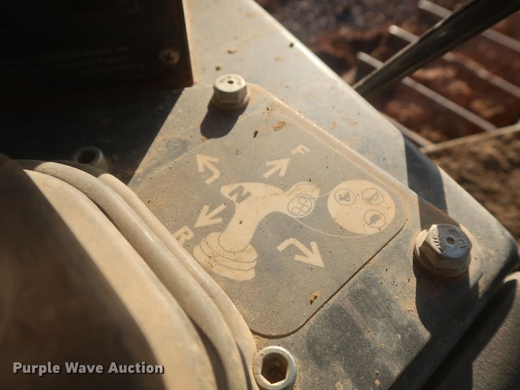 image for item DR6764 2007 John Deere 650J XLT  dozer