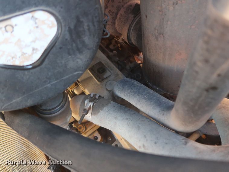 image for item DR6764 2007 John Deere 650J XLT  dozer