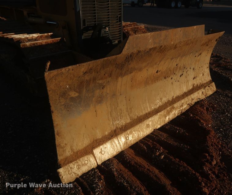 image for item DR6764 2007 John Deere 650J XLT  dozer