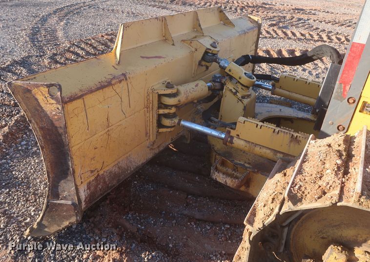 image for item DR6764 2007 John Deere 650J XLT  dozer