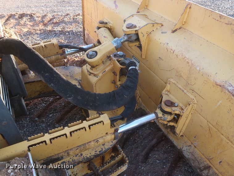 image for item DR6764 2007 John Deere 650J XLT  dozer