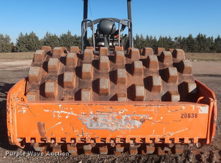 image for item DR6766 2009 Hamm 3412P  single drum vibratory roller