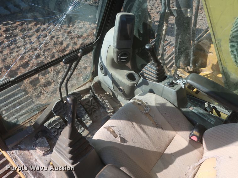 image for item DR6768 2008 Caterpillar 330D L  excavator