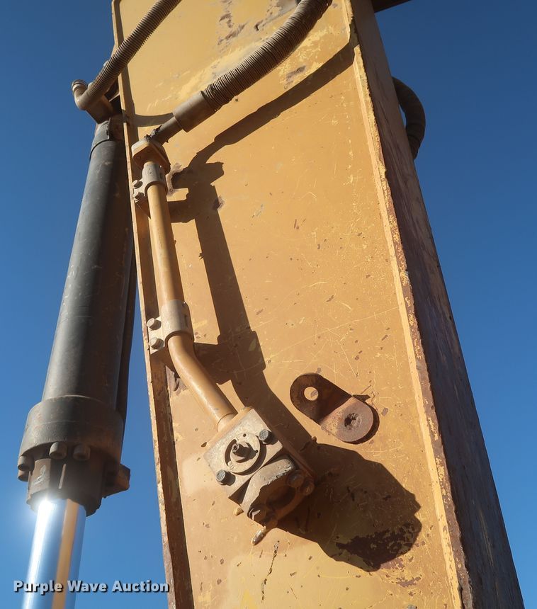 image for item DR6768 2008 Caterpillar 330D L  excavator