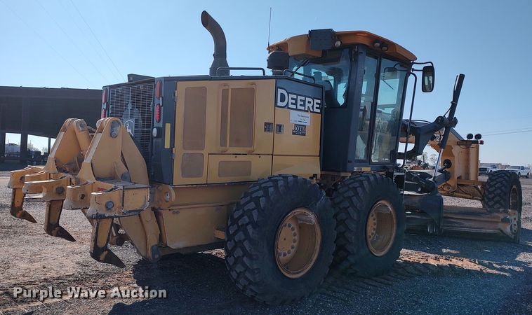 image for item DR6774 2012 John Deere 672G  motor grader