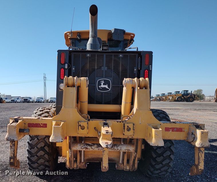 image for item DR6774 2012 John Deere 672G  motor grader