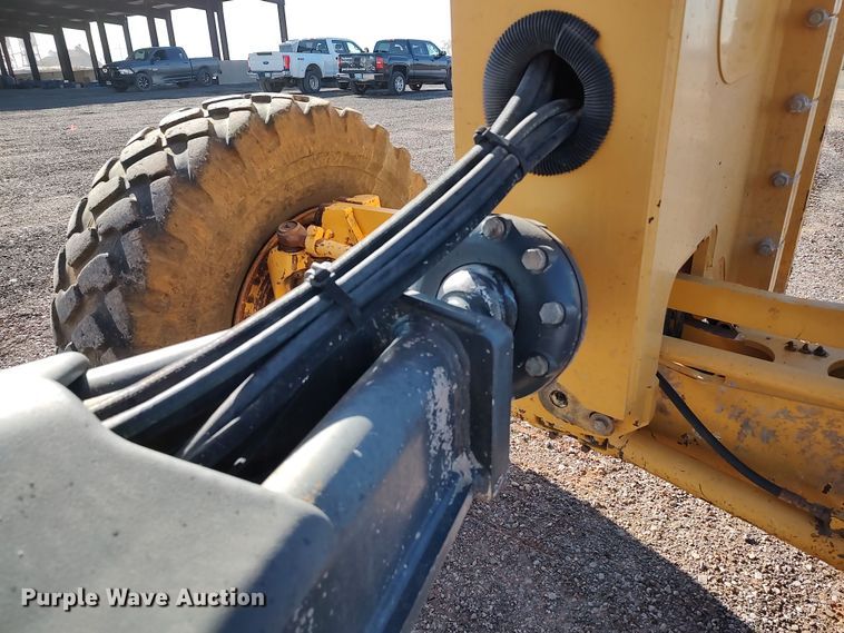 image for item DR6774 2012 John Deere 672G  motor grader