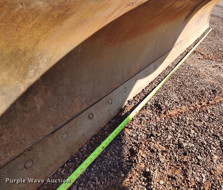 image for item DR6774 2012 John Deere 672G  motor grader