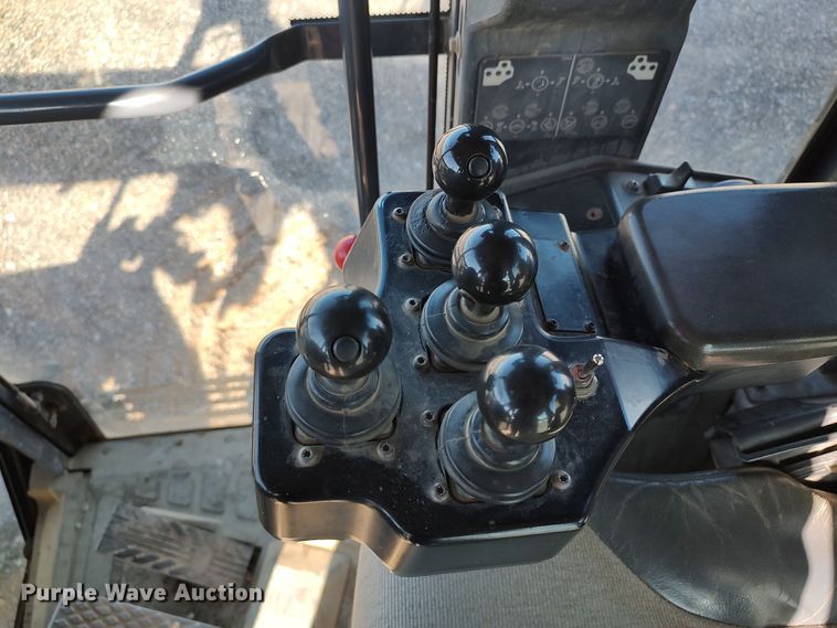 image for item DR6774 2012 John Deere 672G  motor grader