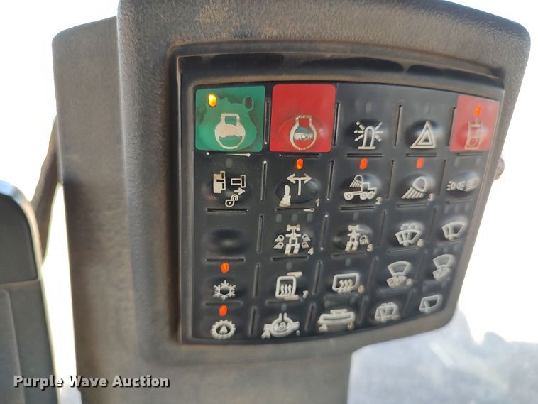 image for item DR6774 2012 John Deere 672G  motor grader