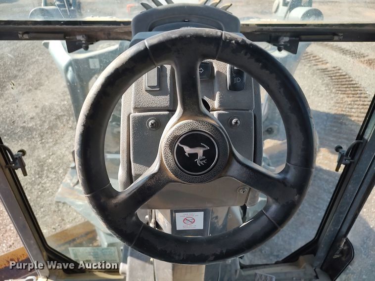 image for item DR6774 2012 John Deere 672G  motor grader