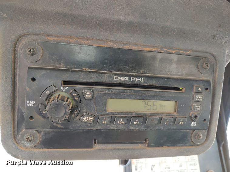 image for item DR6774 2012 John Deere 672G  motor grader