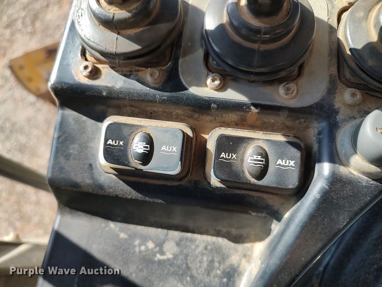 image for item DR6774 2012 John Deere 672G  motor grader