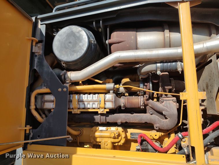 image for item DR6774 2012 John Deere 672G  motor grader