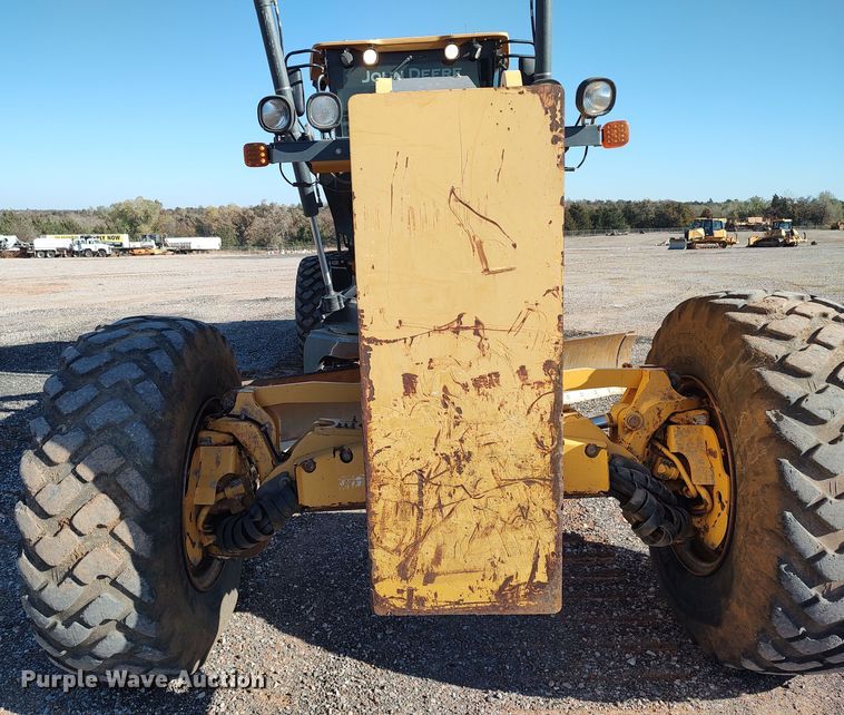 image for item DR6774 2012 John Deere 672G  motor grader