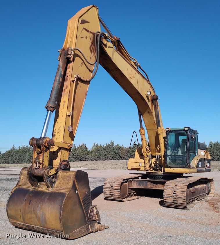 image for item DR6775 2007 Caterpillar 330D L  excavator