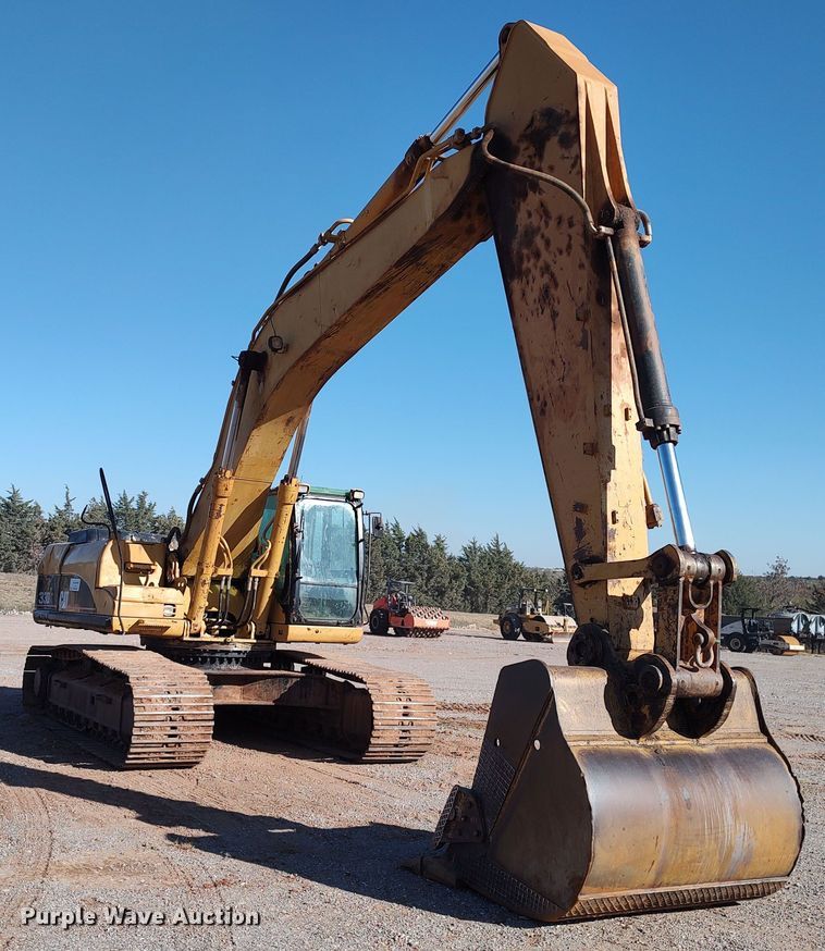image for item DR6775 2007 Caterpillar 330D L  excavator