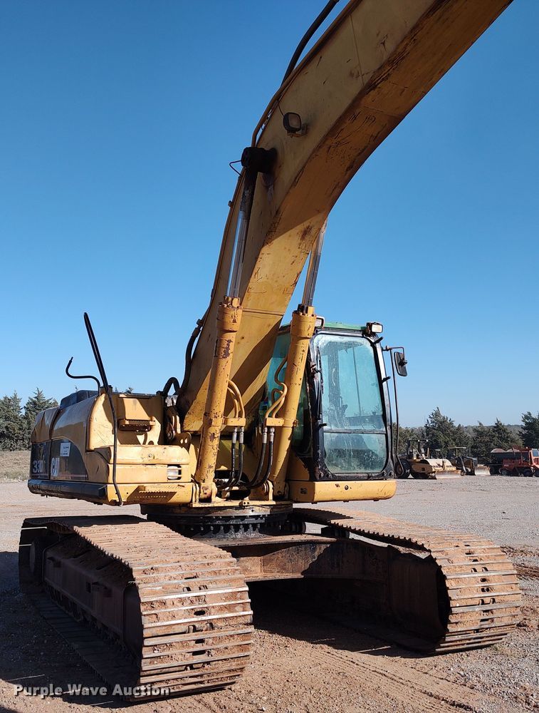 image for item DR6775 2007 Caterpillar 330D L  excavator
