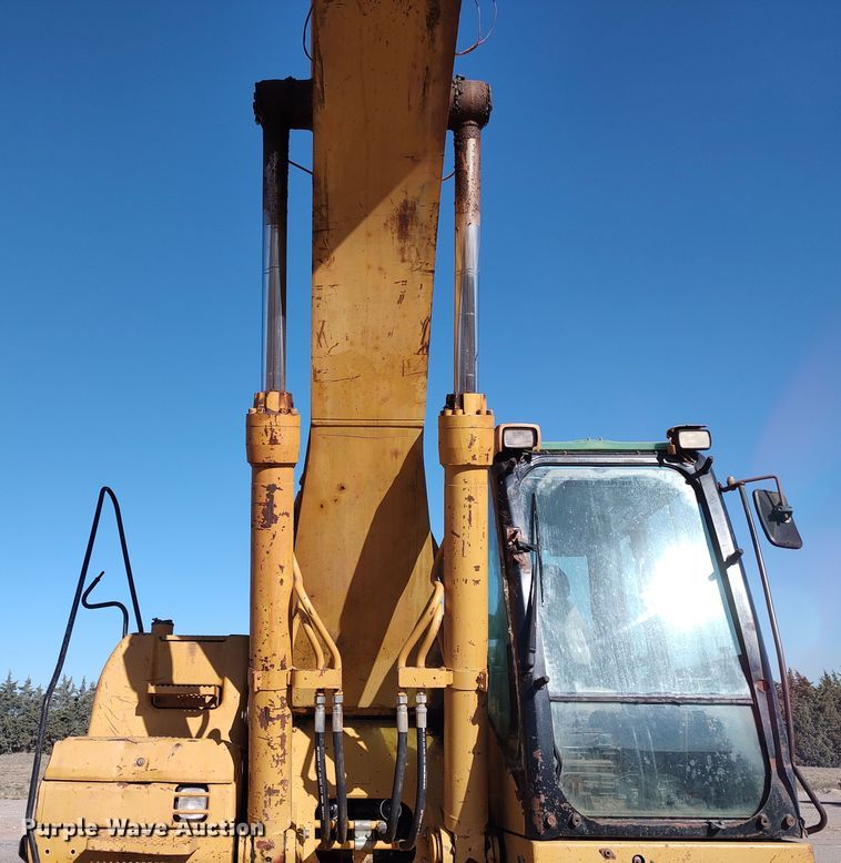 image for item DR6775 2007 Caterpillar 330D L  excavator